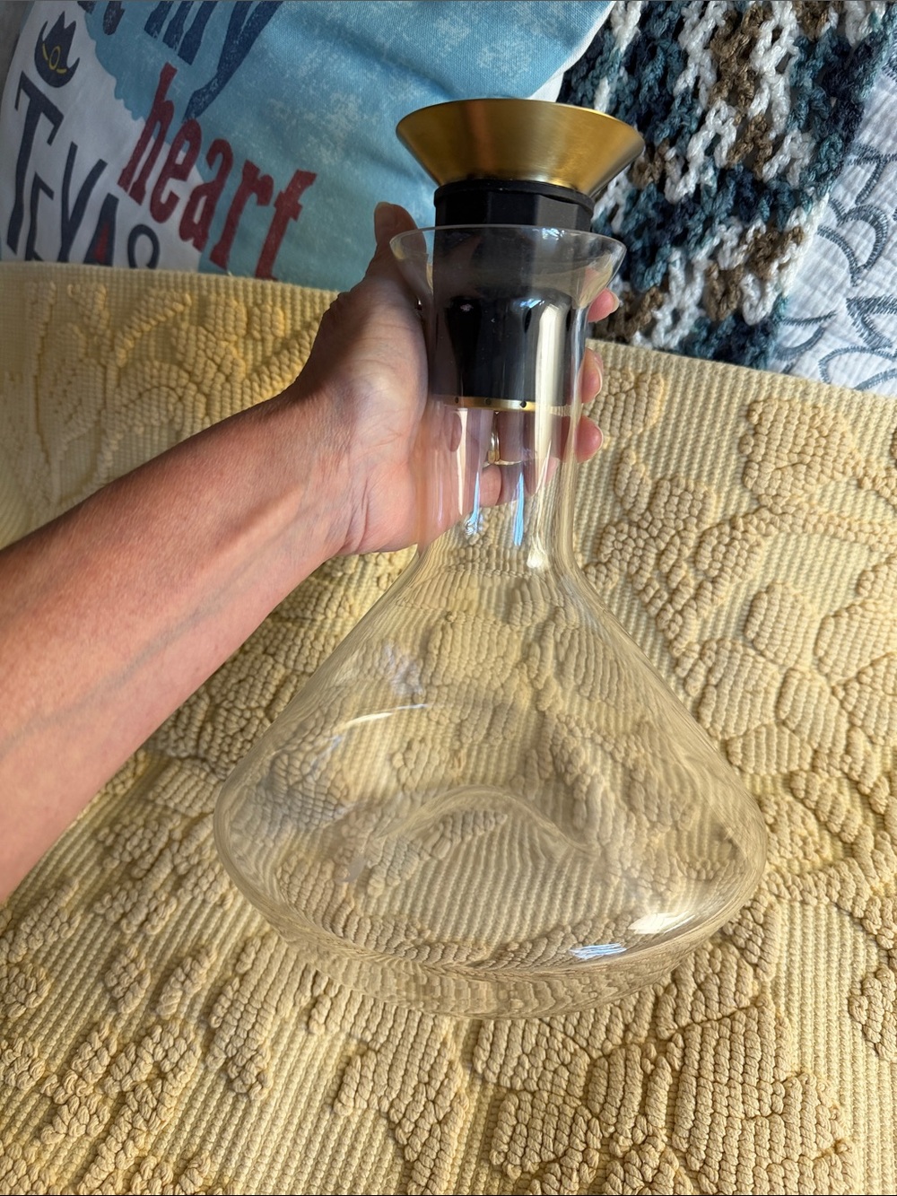PREOWNED Rabbit ® RBT Wine Decanter - Picture 2 of 5